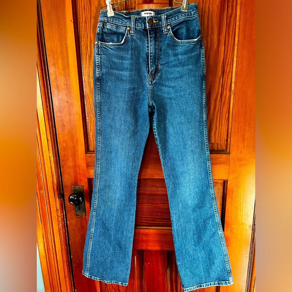 Wrangler westward 626 High Rise Boot Jean!! 26 waist 32 length!!